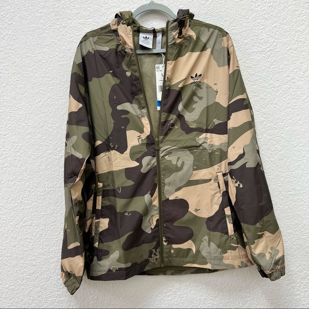 ✨Sold✨Adidas • Originals Camo Graphic Windbreaker Jacket - Picture 1 of 12